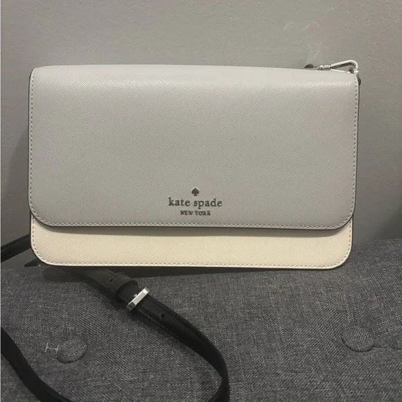 Kate Spade Elegant Gray and Cream Crossbody Bag - Picture 4 of 6